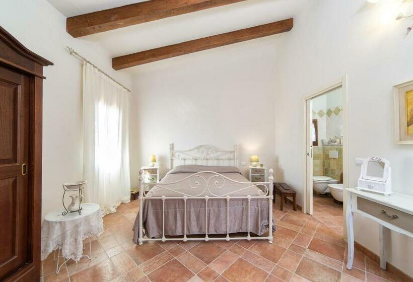 Hotel Poggio Ai Legni