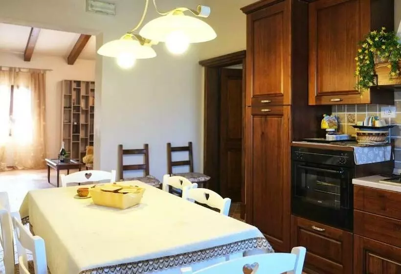ホテル Poggio Ai Legni