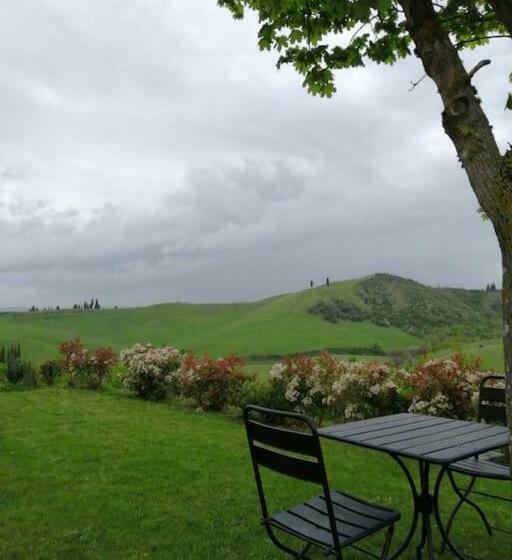 Hotel Poggio Ai Legni