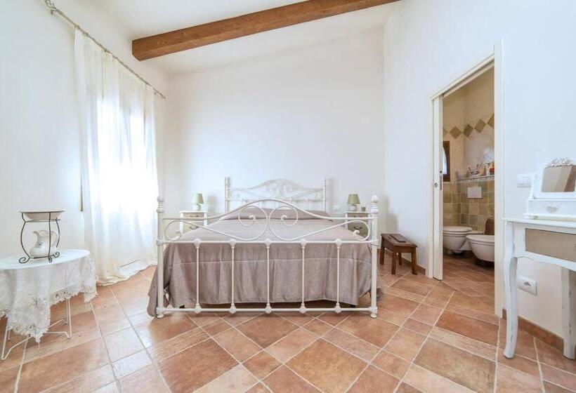 Hotel Poggio Ai Legni