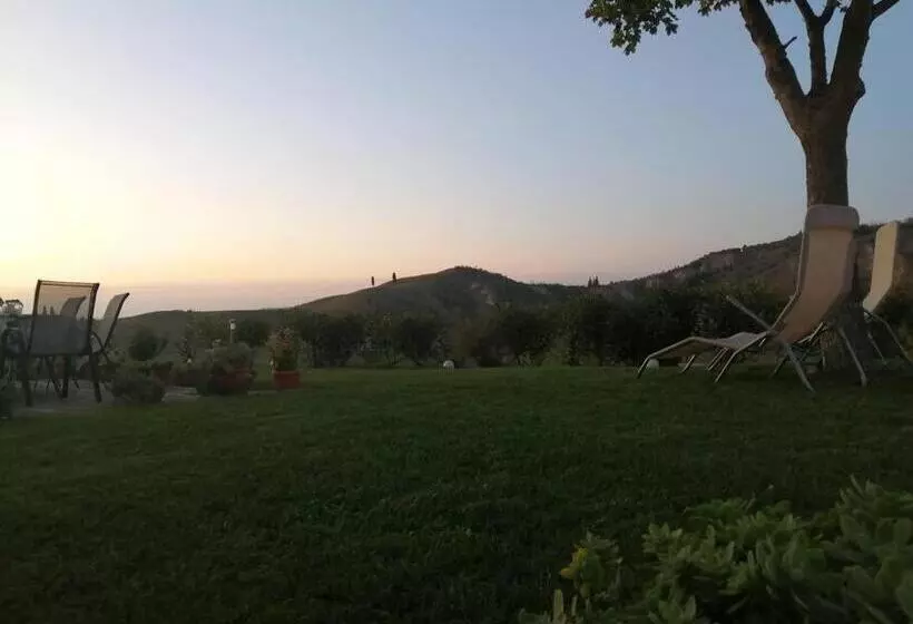 ホテル Poggio Ai Legni
