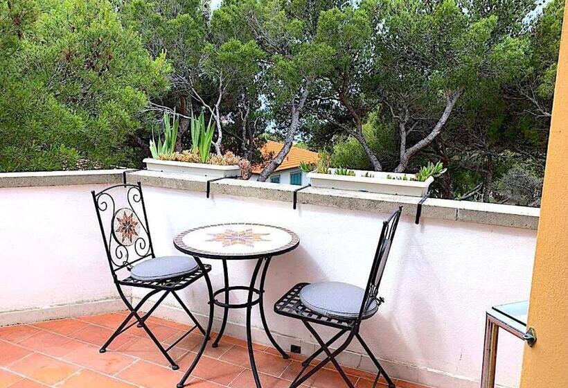 بنسيون Oasi Del Cuore Due Graziose Camere Con Vista Mare A 7 Min Dal Mare Di Castiglioncello