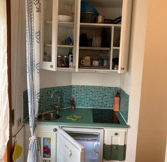 بنسيون Oasi Del Cuore Due Graziose Camere Con Vista Mare A 7 Min Dal Mare Di Castiglioncello