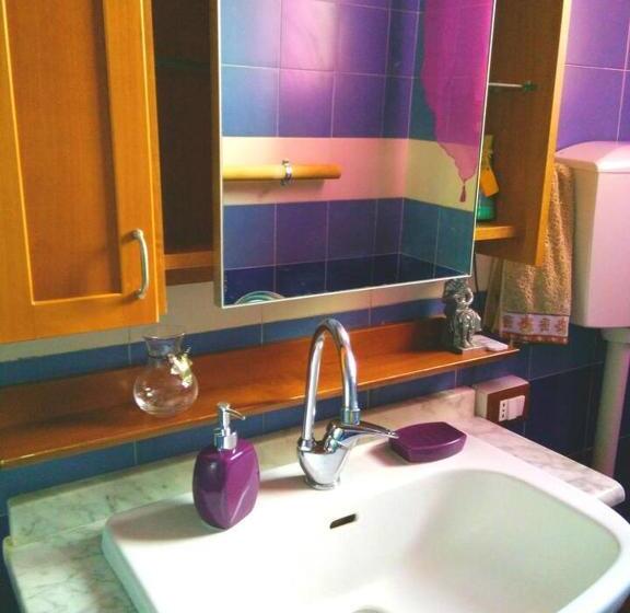 بنسيون Oasi Del Cuore Due Graziose Camere Con Vista Mare A 7 Min Dal Mare Di Castiglioncello