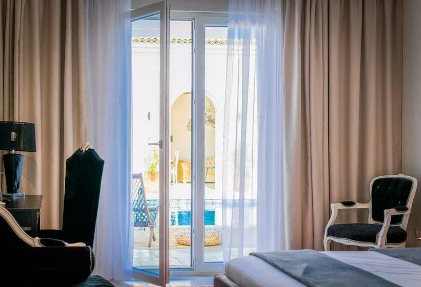 膳宿费 Elia Vama Veche