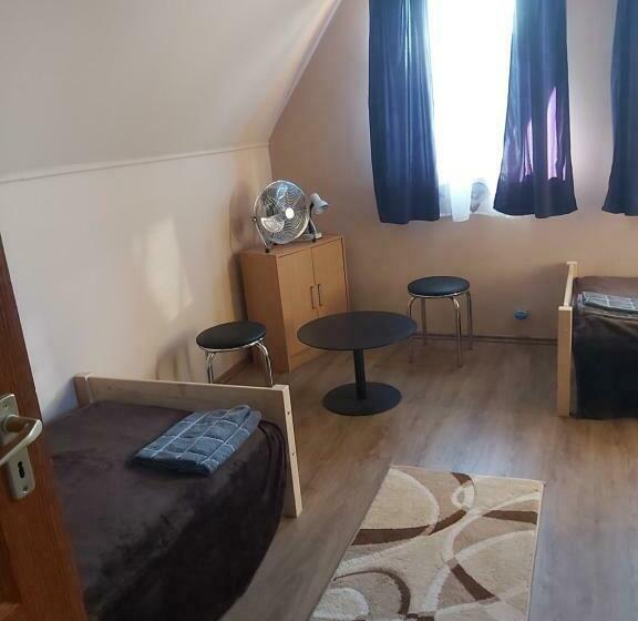 פנסיון Számadó Vendégház