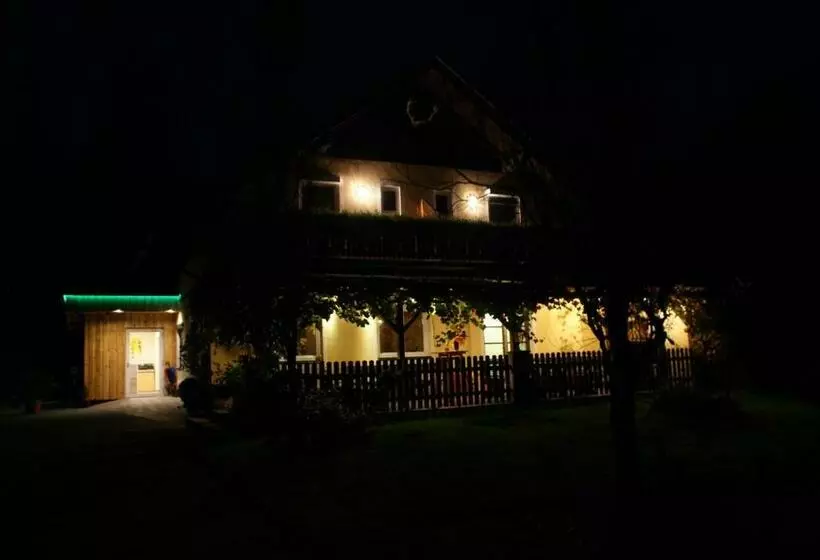 ユースホステル Weingut Lieschnegg