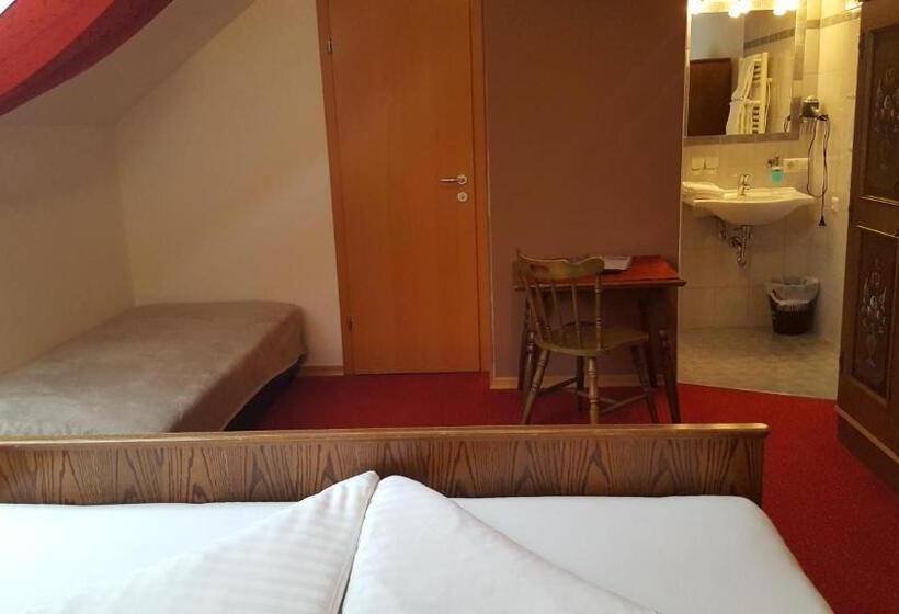 هاستل Weingut Lieschnegg