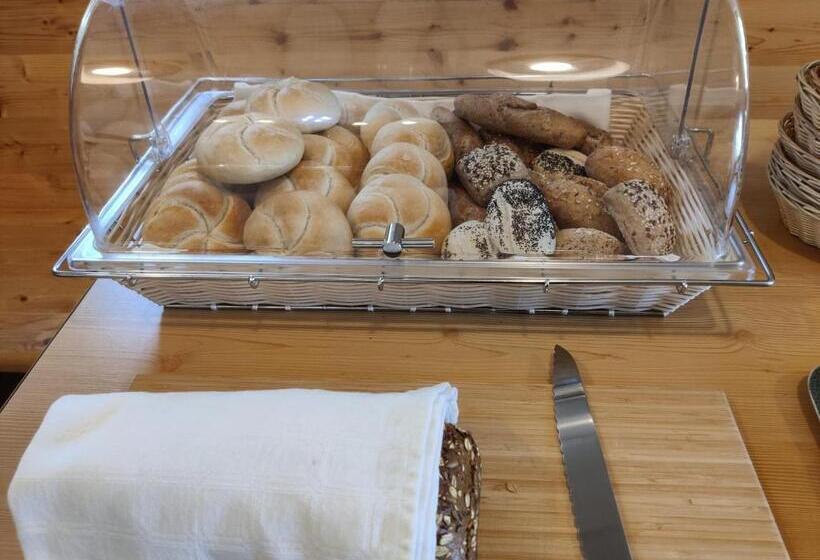 هاستل Weingut Lieschnegg