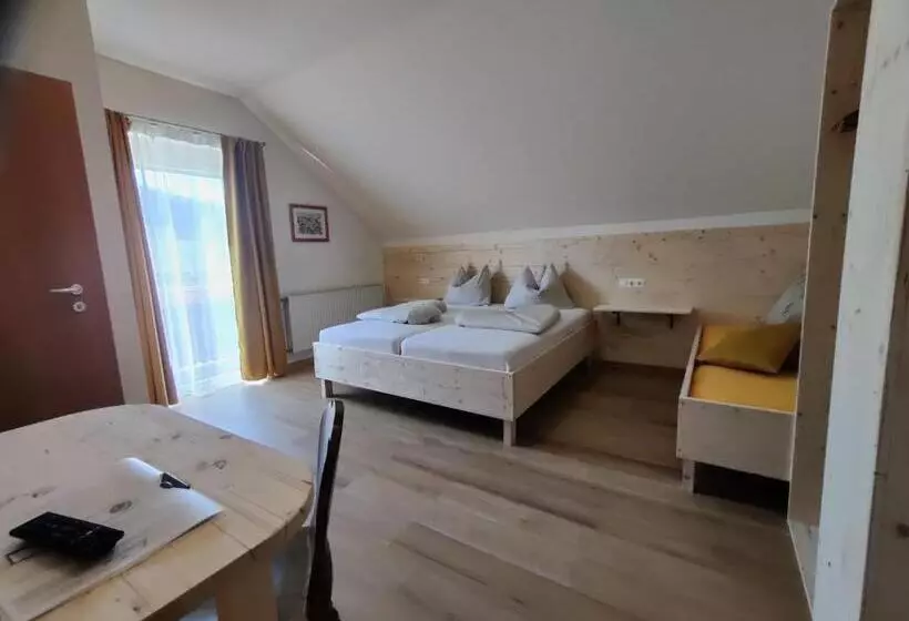 ユースホステル Weingut Lieschnegg