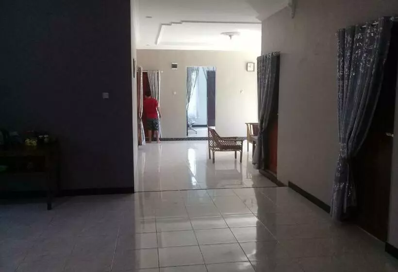 Majatalo Cinnamon Guest House