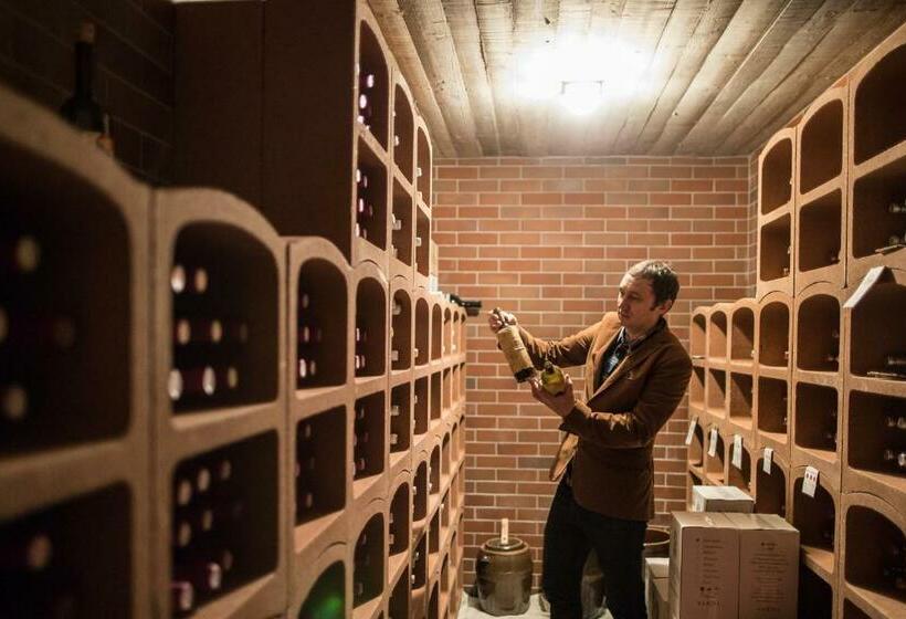 ペンション Jezírko Lesní Restaurant & Penzion