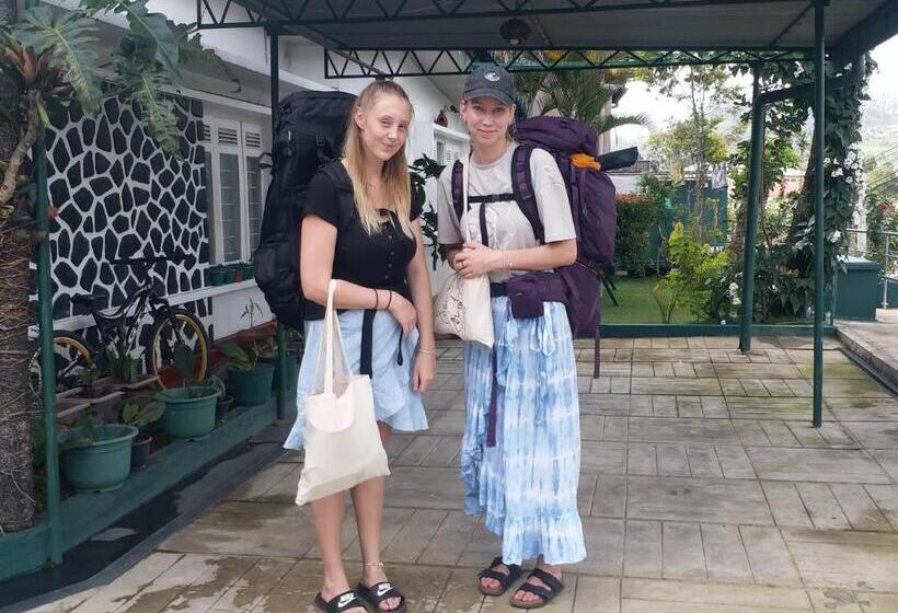 Pensió Kpl Holiday Homes