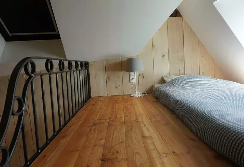 ペンション L Entresort