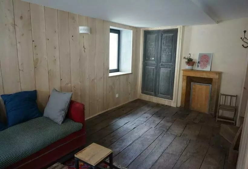 ペンション L Entresort