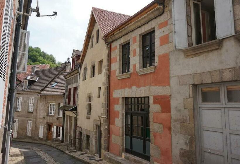 Пансион L Entresort