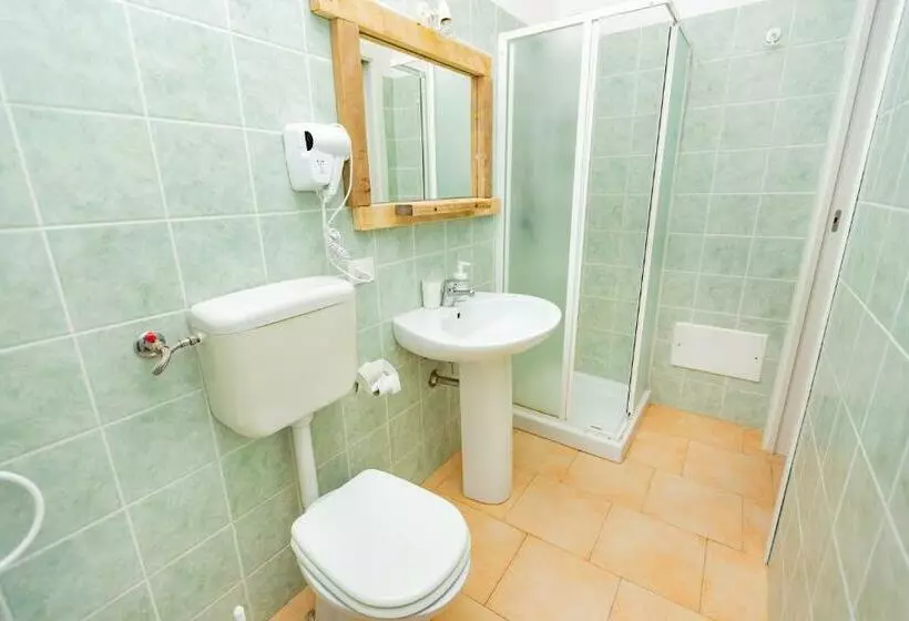 ベッドアンドブレックファースト Affittacamere Soleluna