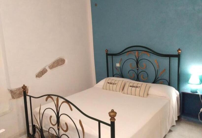 ベッドアンドブレックファースト Carruggetto