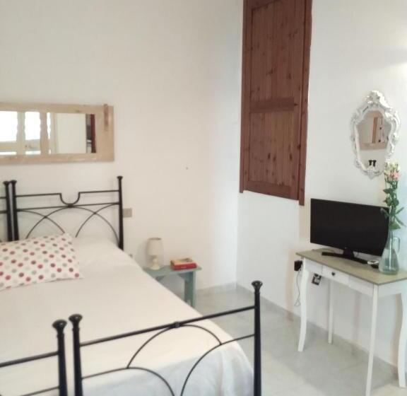 ベッドアンドブレックファースト Carruggetto