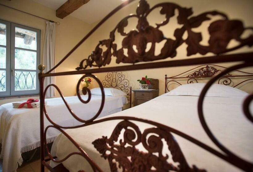 Bed and Breakfast Hazelnut Valley