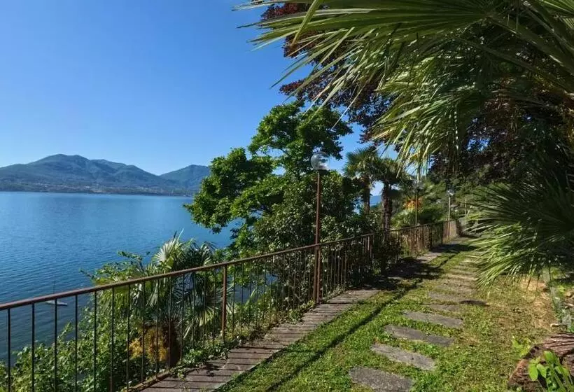 ベッドアンドブレックファースト Villa Angelina Guest House