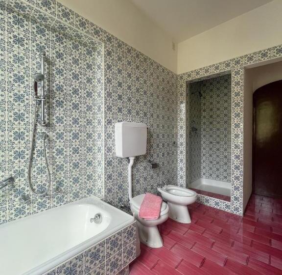 ベッドアンドブレックファースト Villa Angelina Guest House