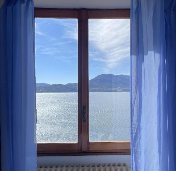 ベッドアンドブレックファースト Villa Angelina Guest House