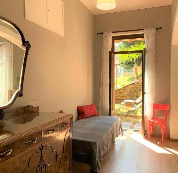 ベッドアンドブレックファースト Villa Angelina Guest House