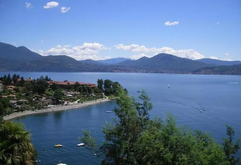 ベッドアンドブレックファースト Villa Angelina Guest House