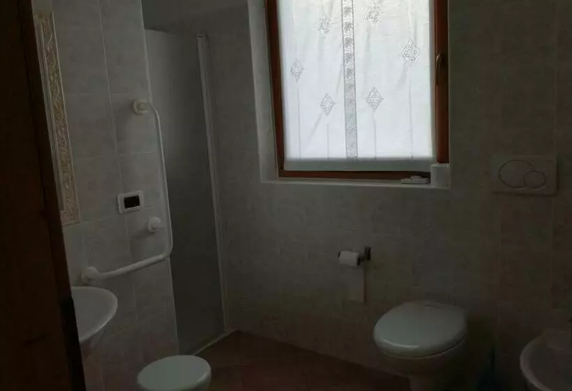 ホテル Agriturismo Le Cavade