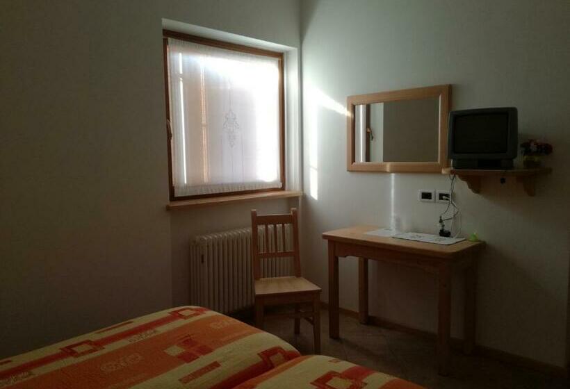 ホテル Agriturismo Le Cavade