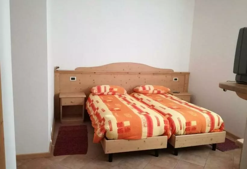 ホテル Agriturismo Le Cavade