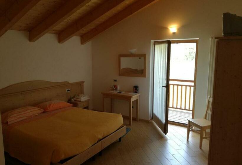 ホテル Agriturismo Le Cavade
