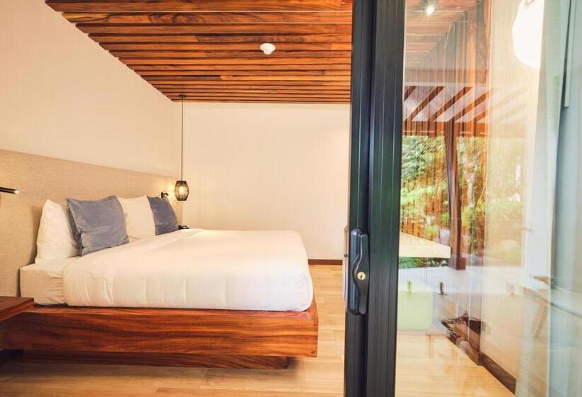 هتل Ocotea Boutique