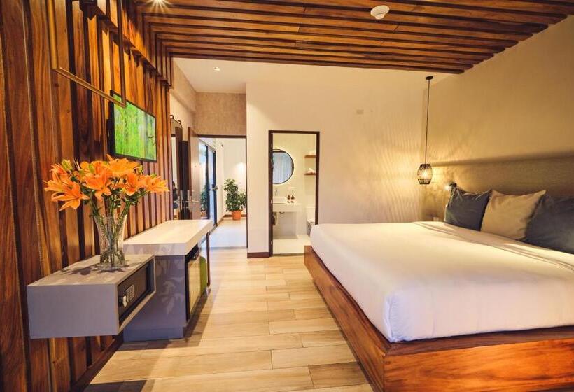 هتل Ocotea Boutique