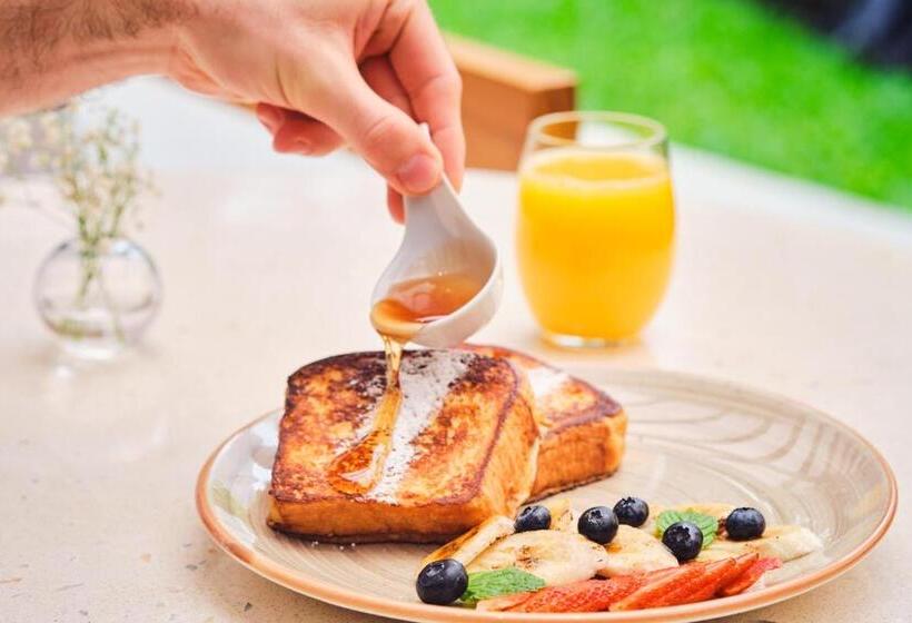 هتل Ocotea Boutique