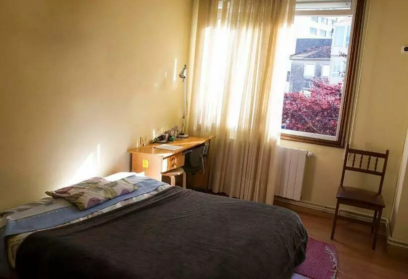 ペンション Hostal A Pedra