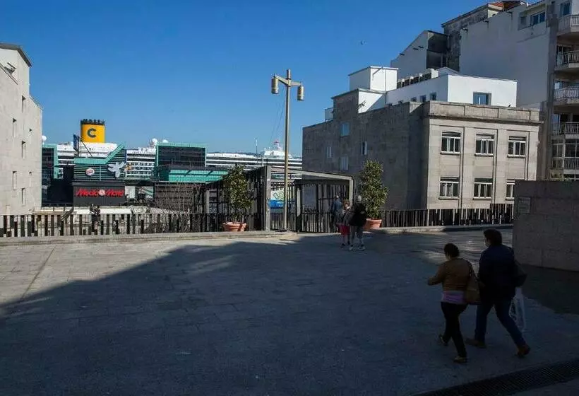 ペンション Hostal A Pedra