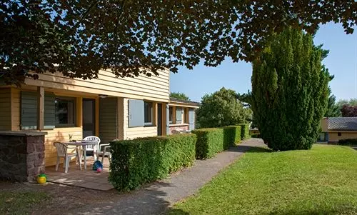 ユースホステル Camping Resort Club Belambra Les Cigognes