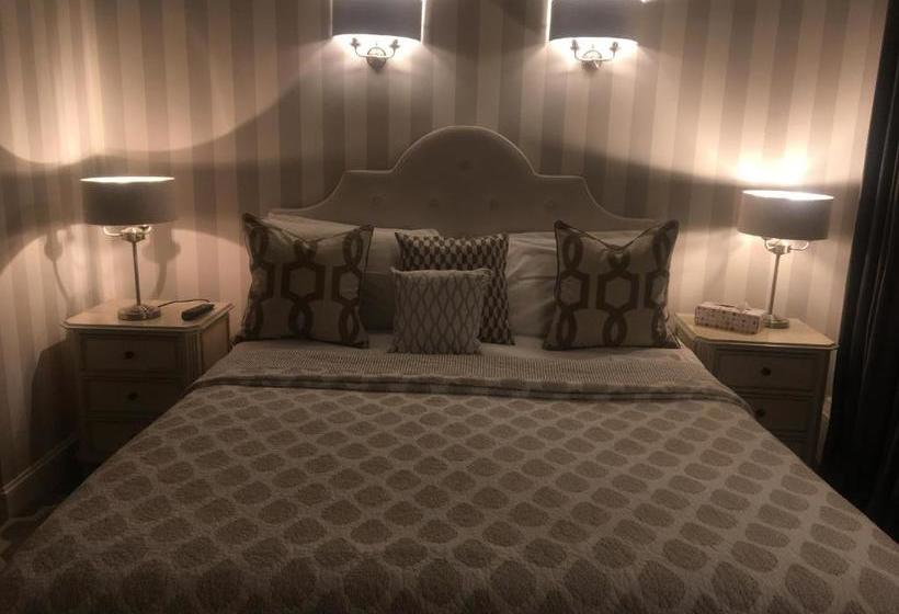 تختخواب و صبحانه Abercorn Guest House