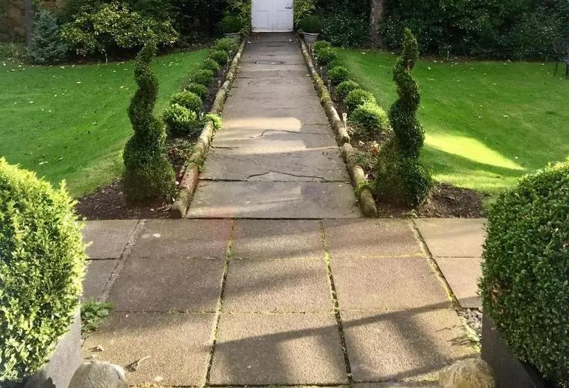 تختخواب و صبحانه Abercorn Guest House