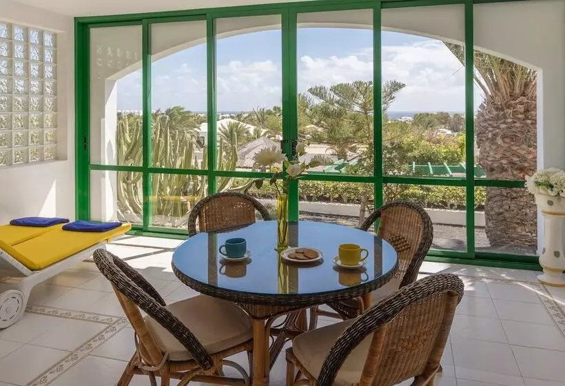 Conylanza Golf Y Mar Suites