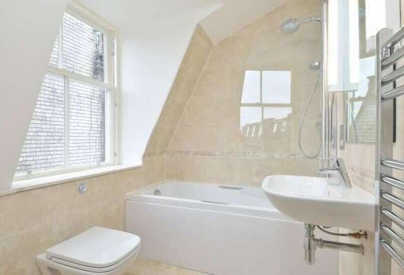 Destiny Scotland   St Andrew Square Apartments