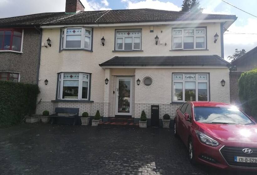 Flyover Bed And Breakfast