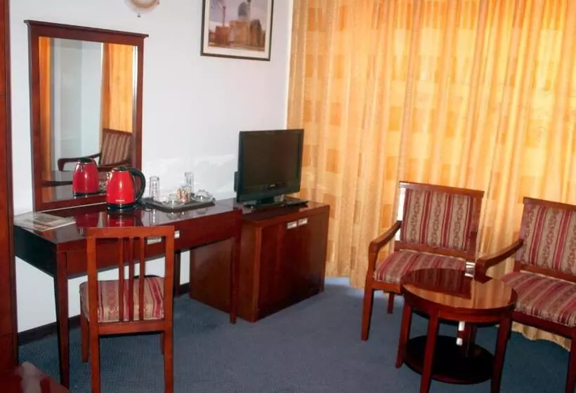 酒店 Grand Bukhara