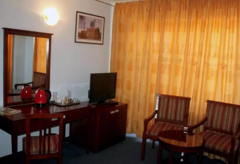 酒店 Grand Bukhara