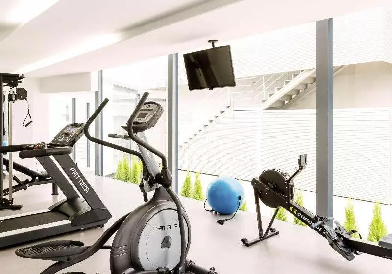 هتل Ibis Lisboa Parque Das Nações