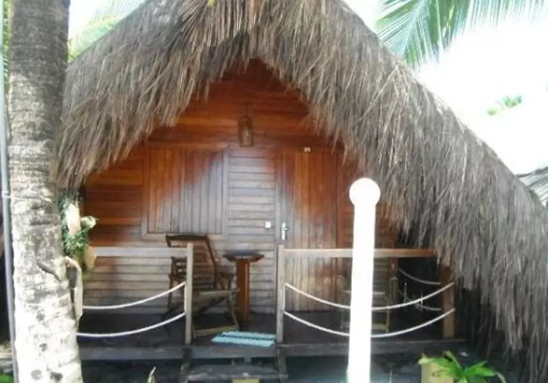 Отель Indaia Eco Village