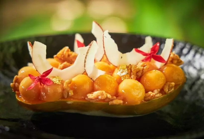 هتل Ja Manafaru, Maldives