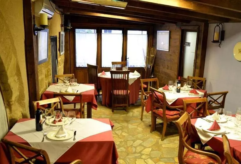 فندق Posada Abadia De Sietamo